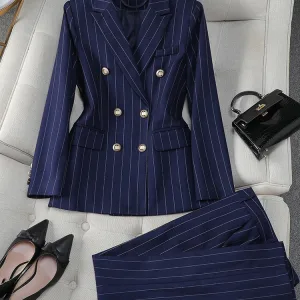 Costume femme 2 pièces bleu marine cintrée et rayer