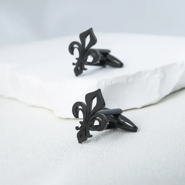 Bouton de manchette fleur de lys de couleur noir
