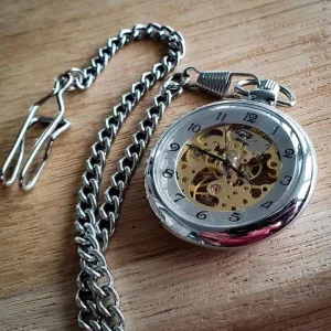 Montre de poche rétro squelette argenté