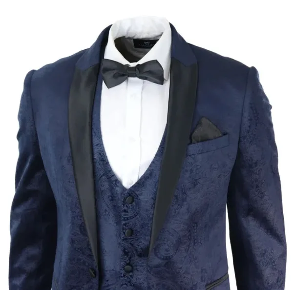 tenue élégante en velours côtelé marine